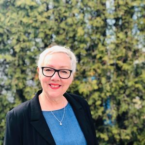 Meet your Posher, Lucie